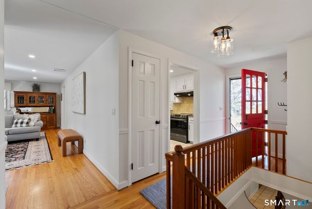 44 Knollwood Drive, Glastonbury, CT 06033