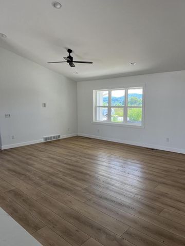 1361 Annapolis DRIVE, Holmen, WI 54636