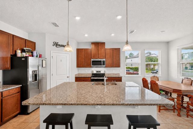 17136 GOLDCREST LOOP, Clermont, FL 34714
