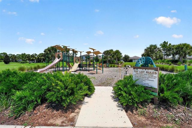 17136 GOLDCREST LOOP, Clermont, FL 34714