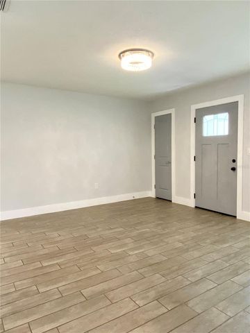 7312 PONDEROSA DR, Tampa, FL 33637