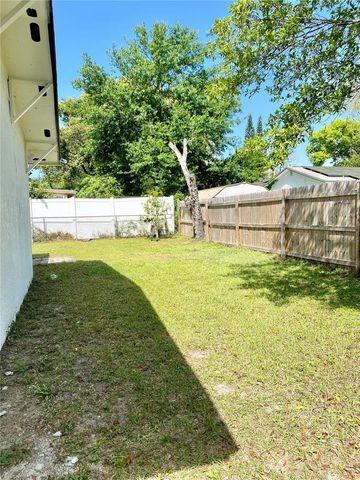 7312 PONDEROSA DR, Tampa, FL 33637