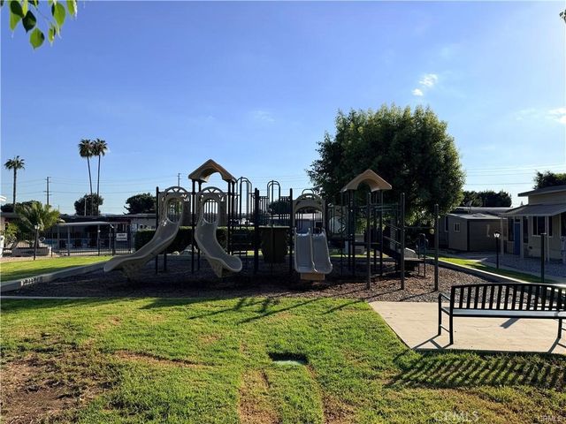 2755 Arrow 25, La Verne, CA 91750