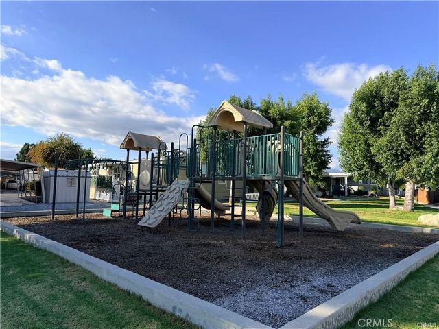 2755 Arrow 25, La Verne, CA 91750