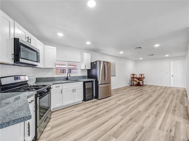 2755 Arrow 25, La Verne, CA 91750