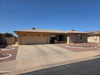 8254 E NAVARRO Avenue, Mesa, AZ 85209
