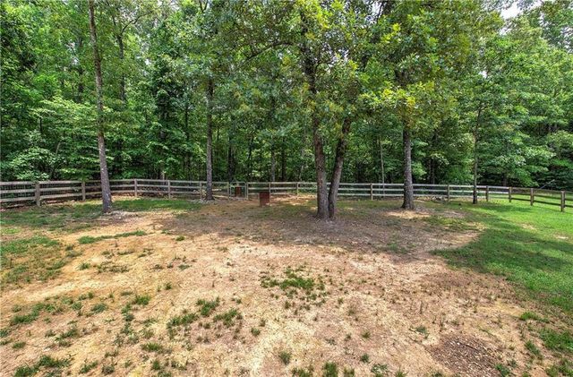 21 Washakie Lane, Adairsville, GA 30103