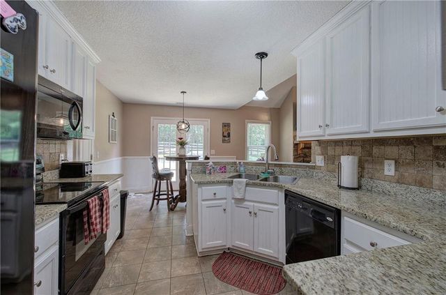 21 Washakie Lane, Adairsville, GA 30103