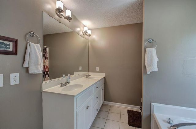 21 Washakie Lane, Adairsville, GA 30103