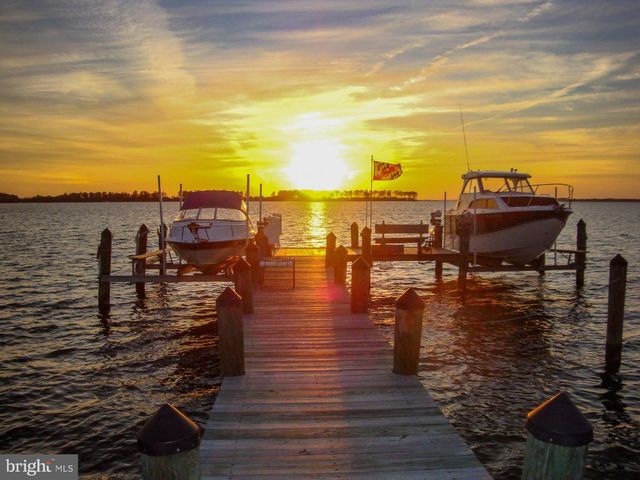 1308 TOWN POINT RD, Cambridge, MD 21613