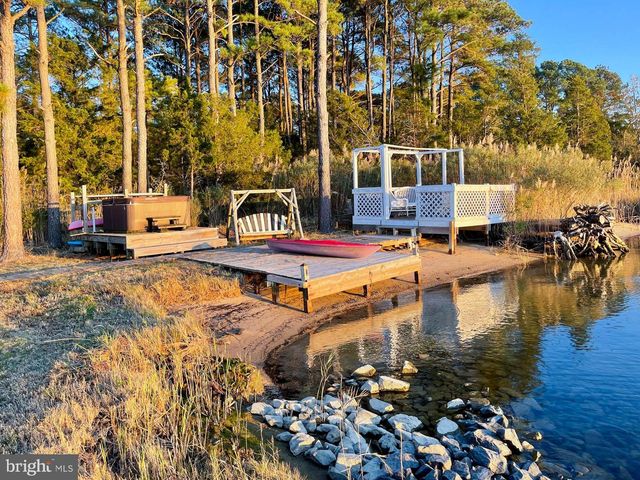 1308 TOWN POINT RD, Cambridge, MD 21613