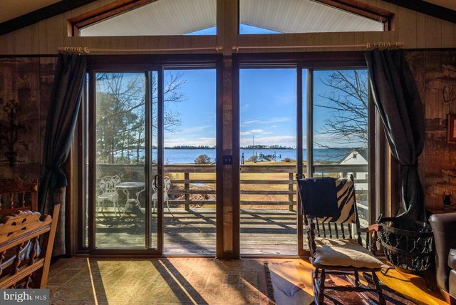 1308 TOWN POINT RD, Cambridge, MD 21613