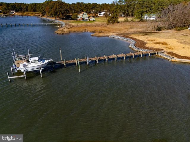 1308 TOWN POINT RD, Cambridge, MD 21613