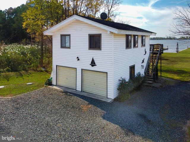 1308 TOWN POINT RD, Cambridge, MD 21613