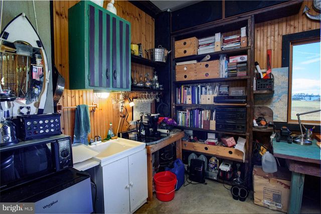 1308 TOWN POINT RD, Cambridge, MD 21613