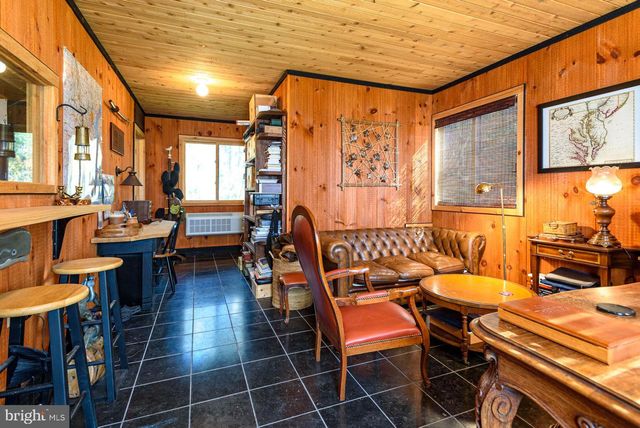 1308 TOWN POINT RD, Cambridge, MD 21613