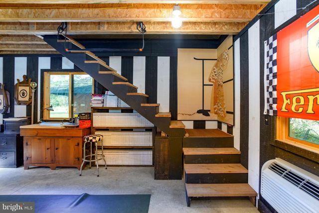 1308 TOWN POINT RD, Cambridge, MD 21613