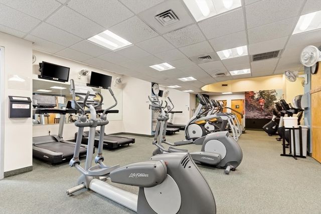 99 Pond Ave 520, Brookline, MA 02445