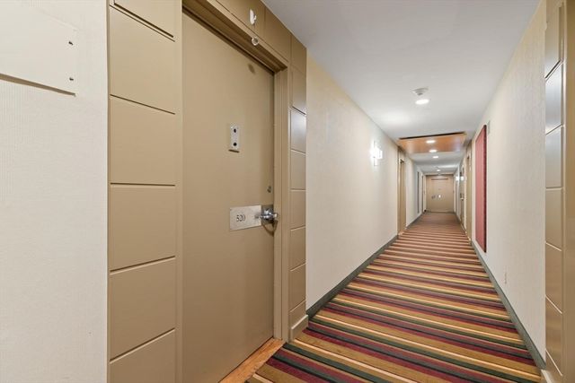 99 Pond Ave 520, Brookline, MA 02445