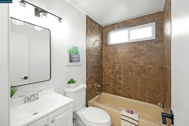 6275 Mockorange Ct, Newark, CA 94560