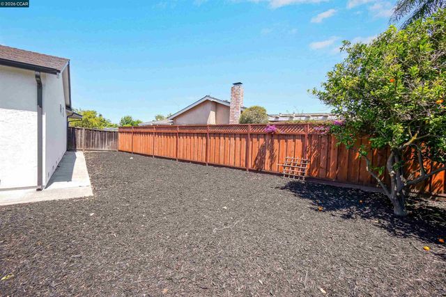 6275 Mockorange Ct, Newark, CA 94560