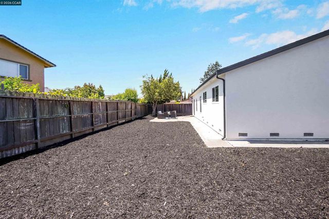 6275 Mockorange Ct, Newark, CA 94560