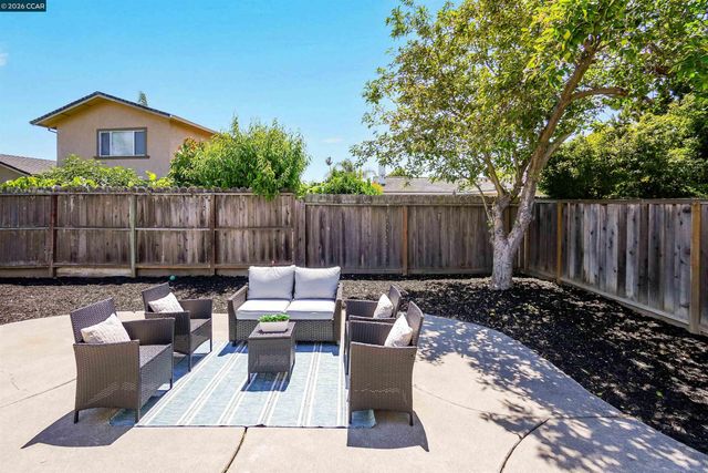 6275 Mockorange Ct, Newark, CA 94560