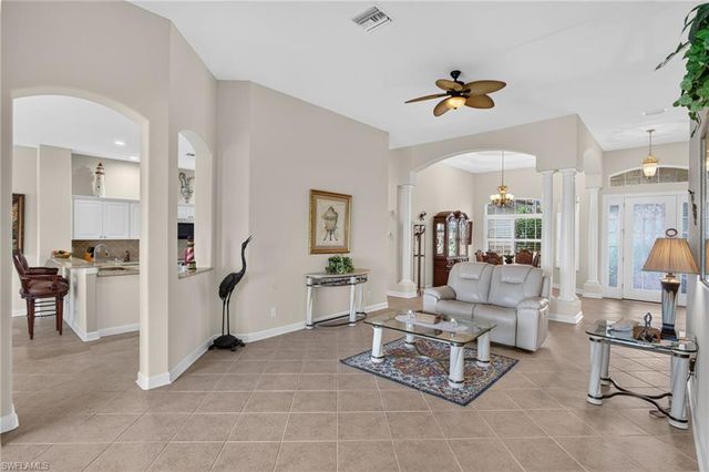 11021 Sea Tropic LN, Fort Myers, FL 33908