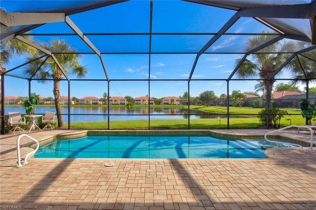 11021 Sea Tropic LN, Fort Myers, FL 33908