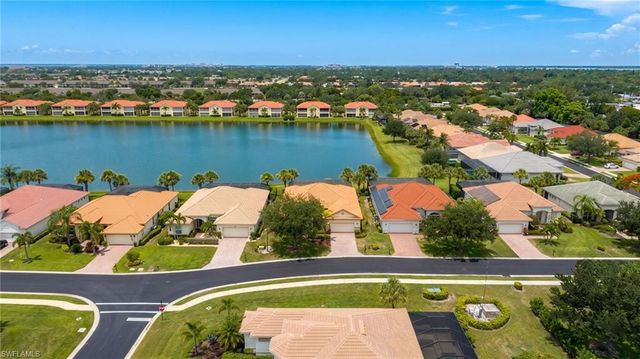 11021 Sea Tropic LN, Fort Myers, FL 33908