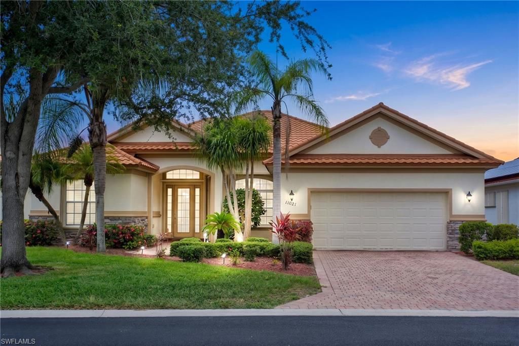 11021 Sea Tropic LN, Fort Myers, FL 33908