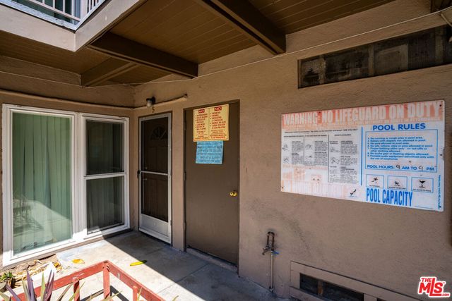 10130 S Inglewood Avenue, Inglewood, CA 90304