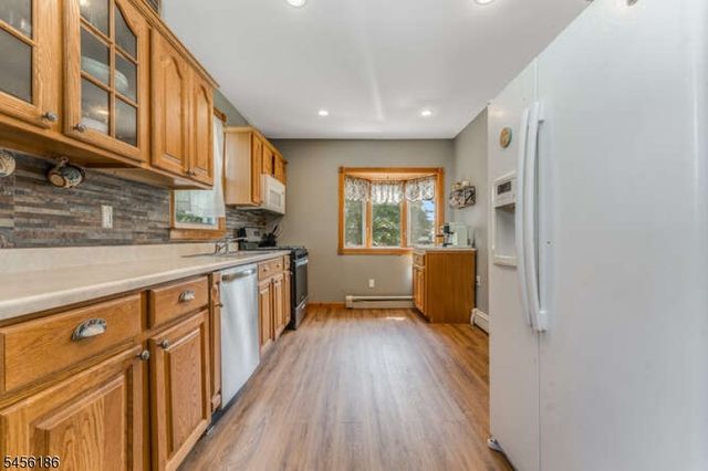 318 Marion Place, Manville Boro, NJ 08835