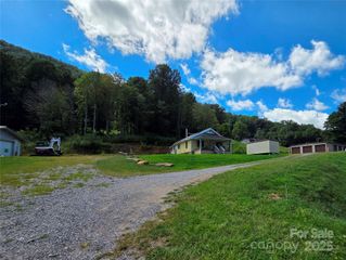 3009 Dellwood Road, Waynesville, NC 28786