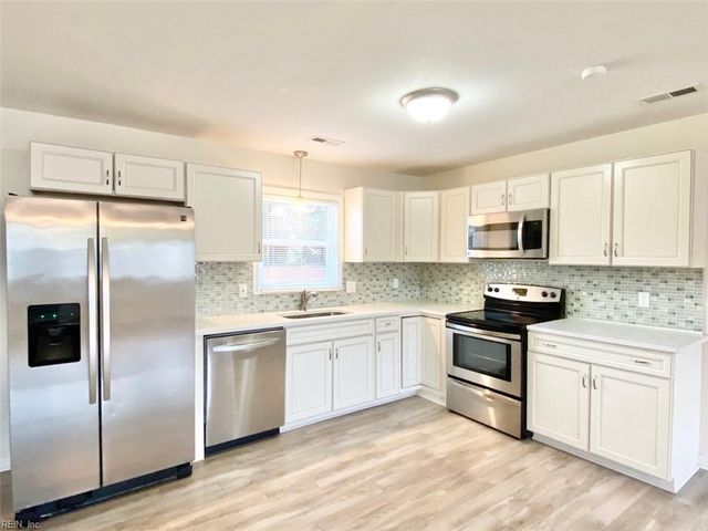 237 Canford DR, Hampton, VA 23669