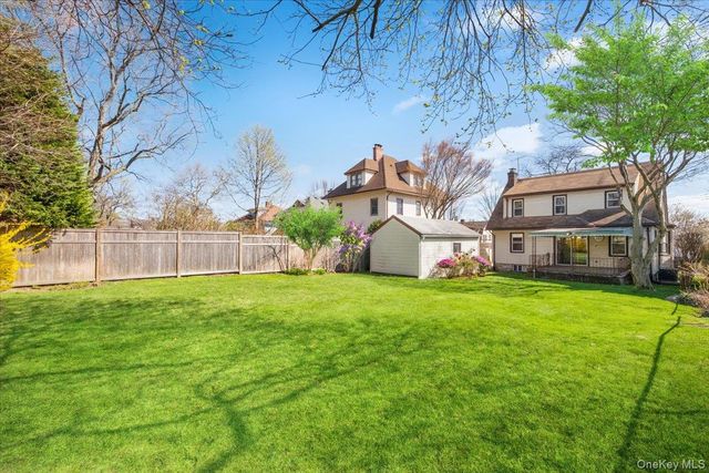 18 Faneuil Place, New Rochelle, NY 10801