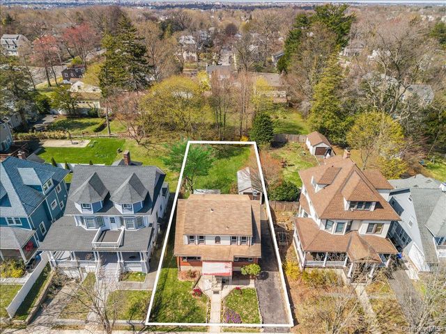 18 Faneuil Place, New Rochelle, NY 10801