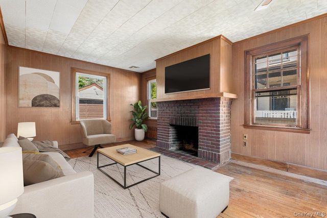 18 Faneuil Place, New Rochelle, NY 10801