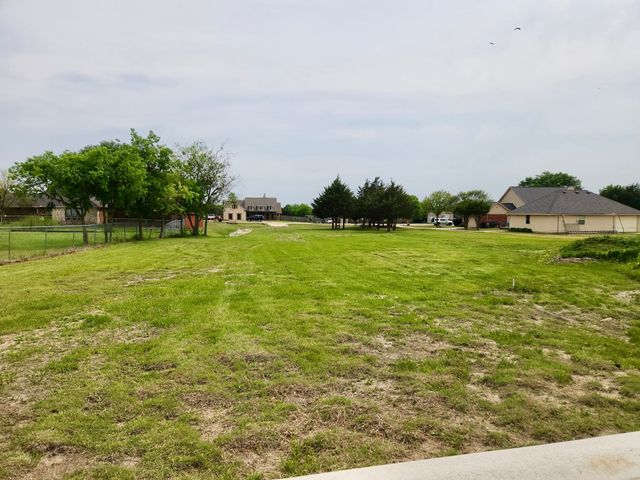 107 Hidden Creek Lane, Red Oak, TX 75154