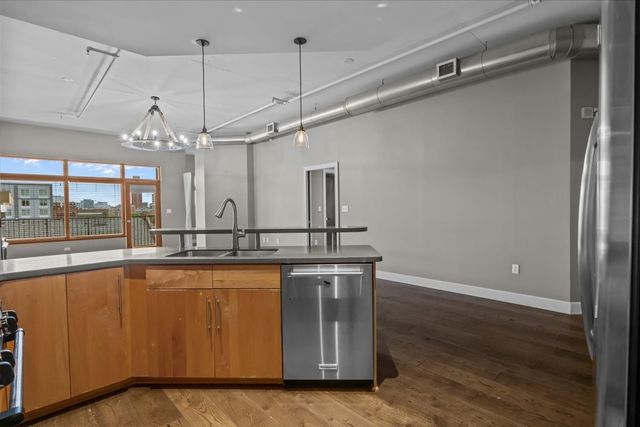 117 30th Ave N Apt 401, Nashville, TN 37203