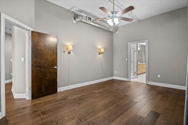 117 30th Ave N Apt 401, Nashville, TN 37203