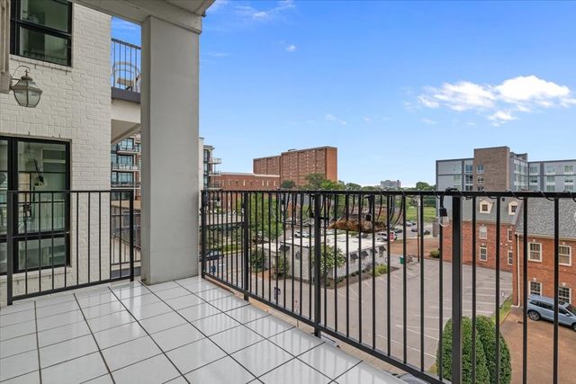 117 30th Ave N Apt 401, Nashville, TN 37203
