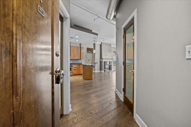 117 30th Ave N Apt 401, Nashville, TN 37203