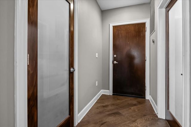 117 30th Ave N Apt 401, Nashville, TN 37203