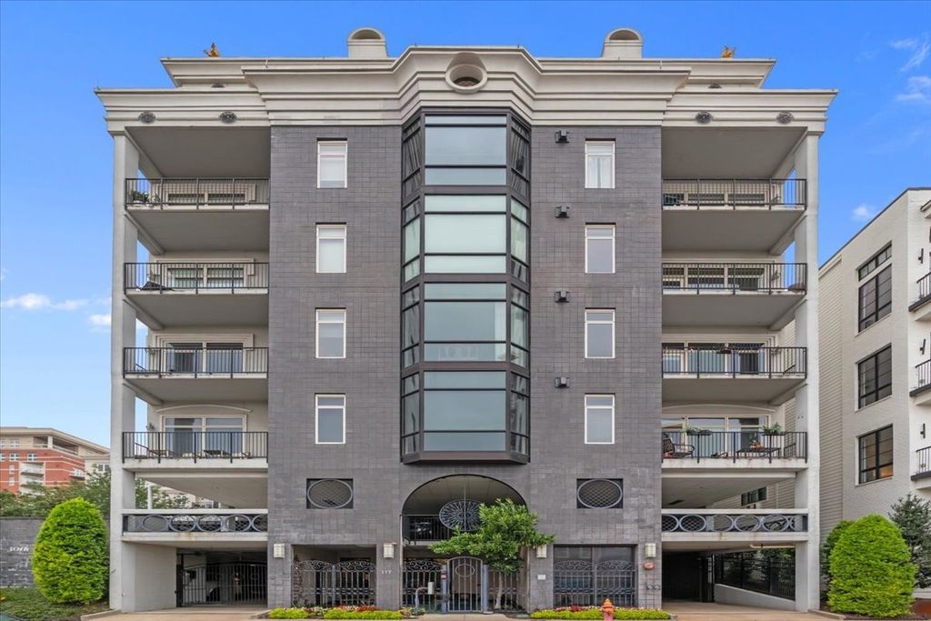 117 30th Ave N Apt 401, Nashville, TN 37203