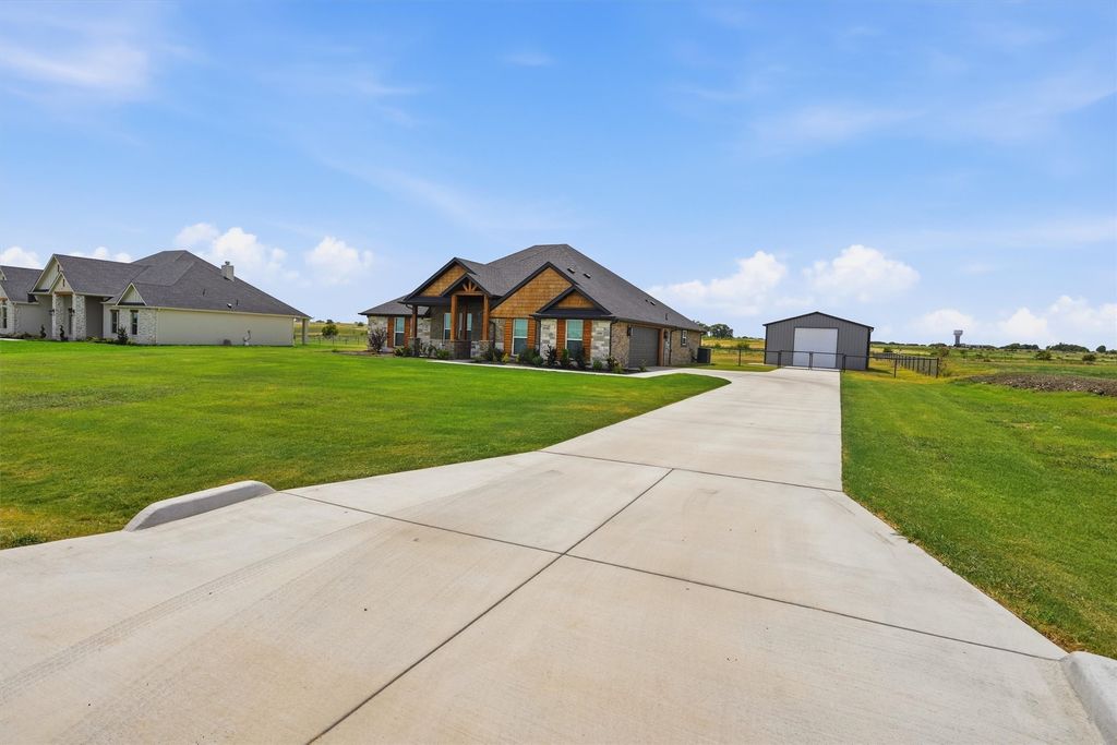 6941 Eagle Creek Drive, Godley, TX 76044 — photo 3