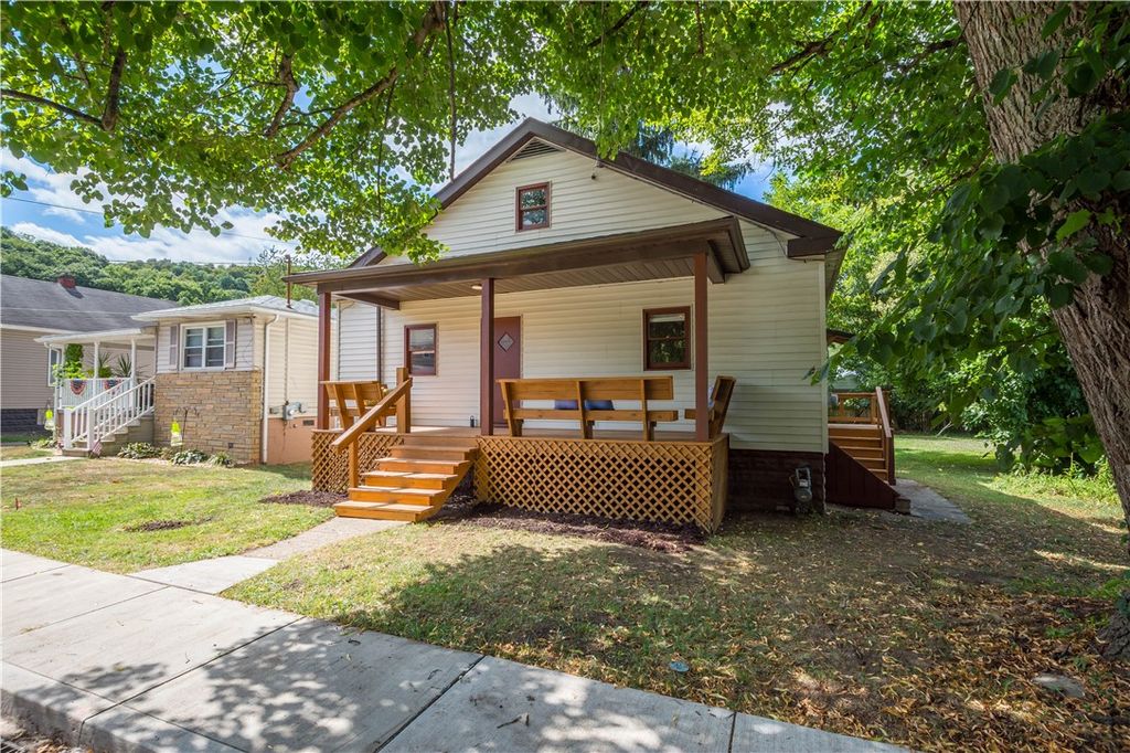 133 Eckert St, Leet Twp, PA 15003