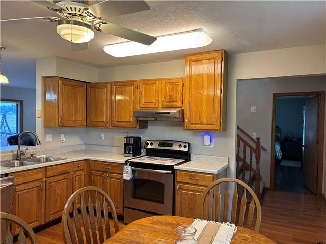 10510 W 327th Street, Paola, KS 66071