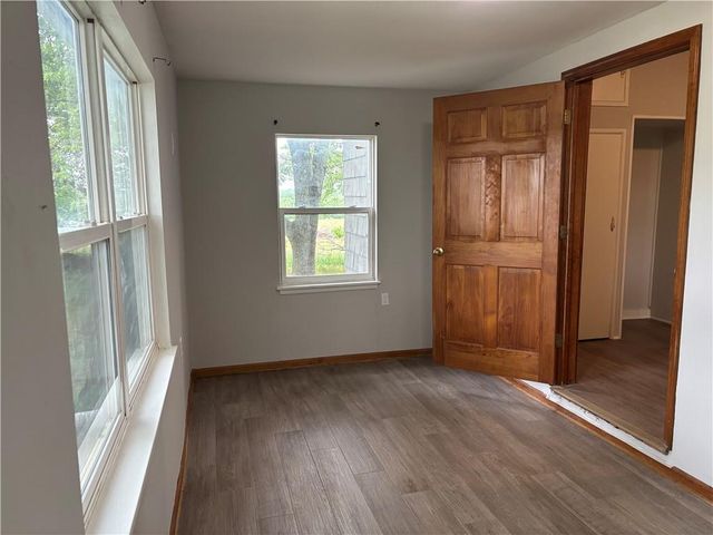 10510 W 327th Street, Paola, KS 66071
