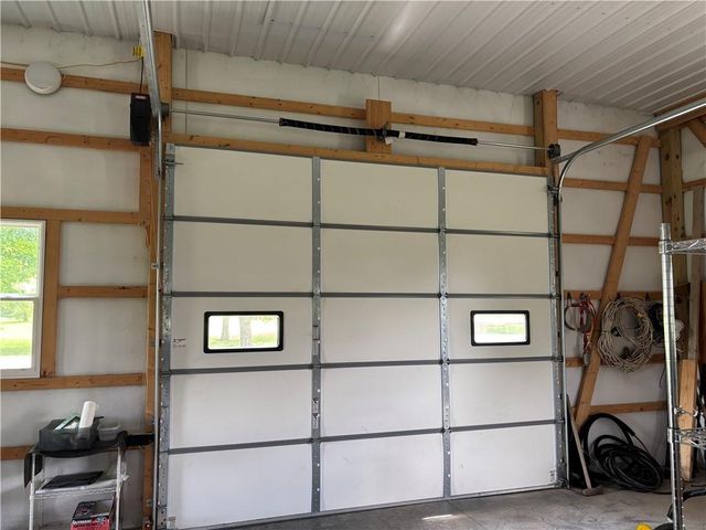 10510 W 327th Street, Paola, KS 66071